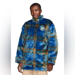 Nike Sportswear Women's Blue/Green/Brown Plaid Faux Fur Oversized Coat - Large